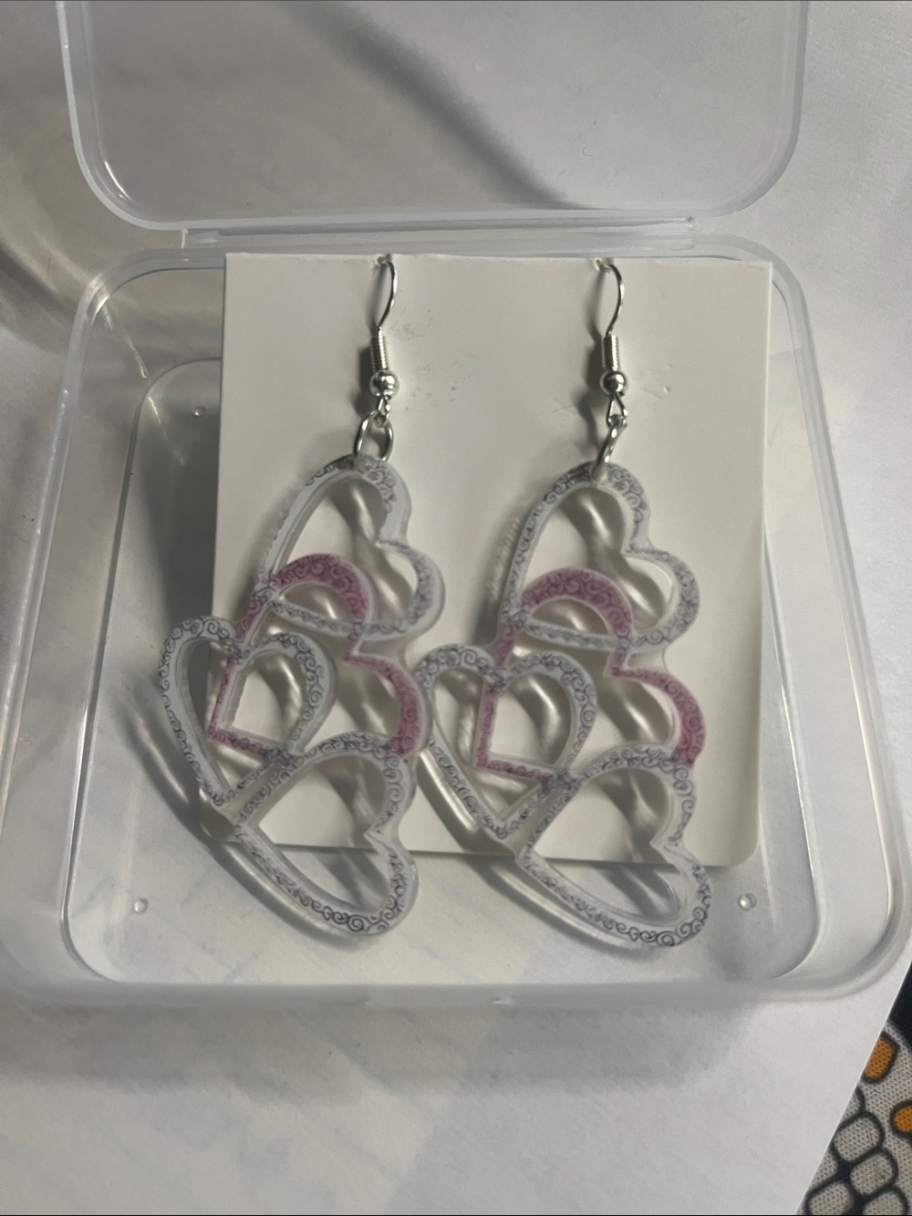 Dangle Heart Cluster Earrings - Pink and White
